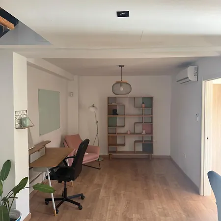 Casa Con Maravillosas Vistas Y Terraza *